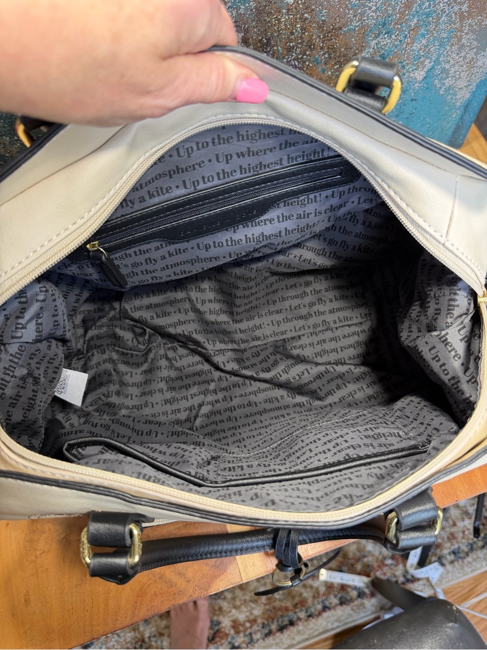 Danielle Nicole Ultra Rare Hard to Find Disney x Mary Poppins East End Satchel - Picture 10 of 16